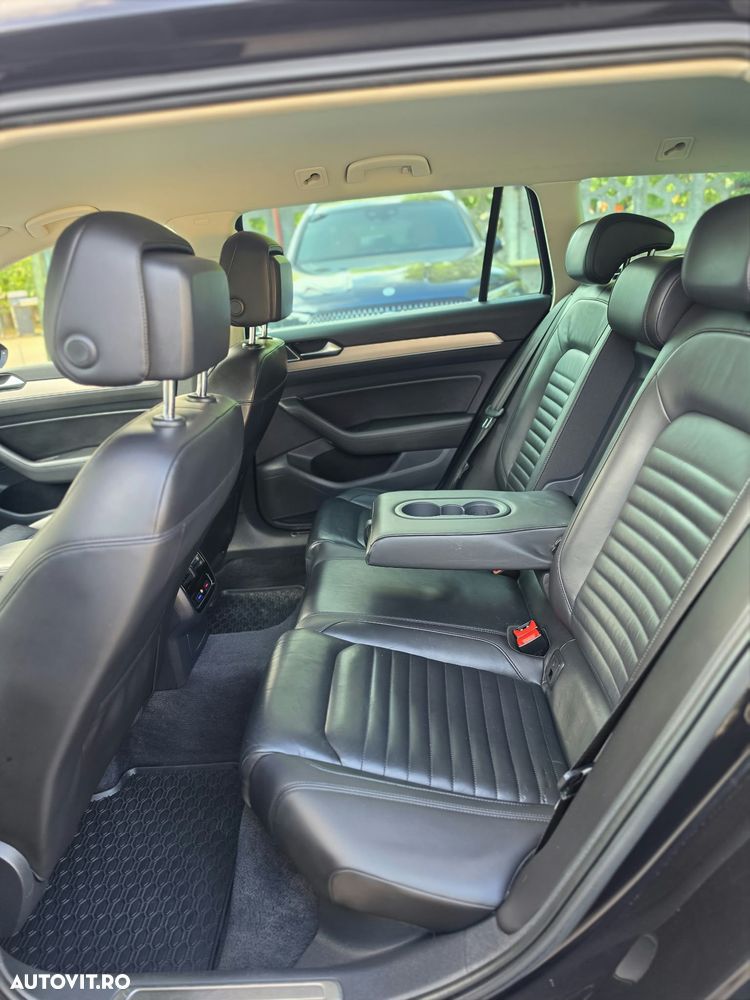 Volkswagen Passat 2.0 TDI DSG 4Motion Highline - 12