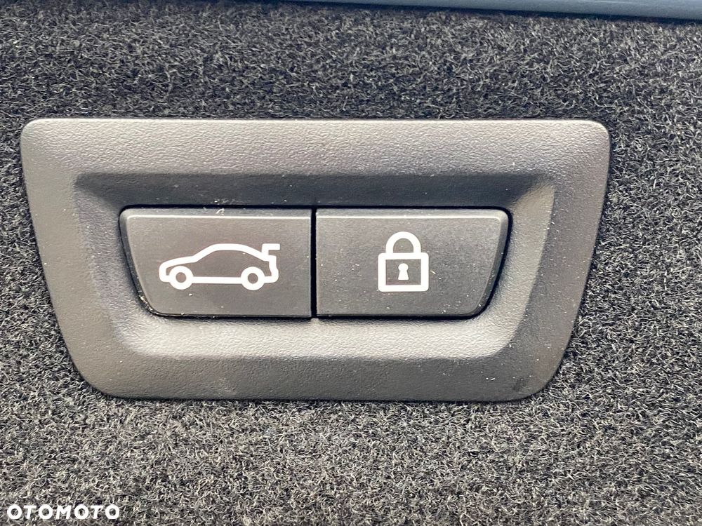 BMW Seria 8 840d xDrive - 26