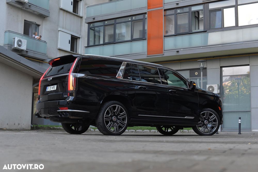 Cadillac Escalade ESV 6.2 V8 AWD AT Platinum - 8