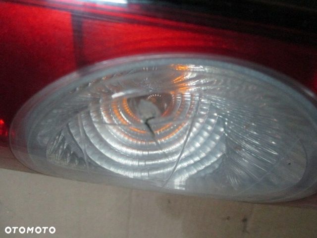 LAMPA TYLNA TYŁ LEWA PRAWA ESPACE 4 IV EUR - 6