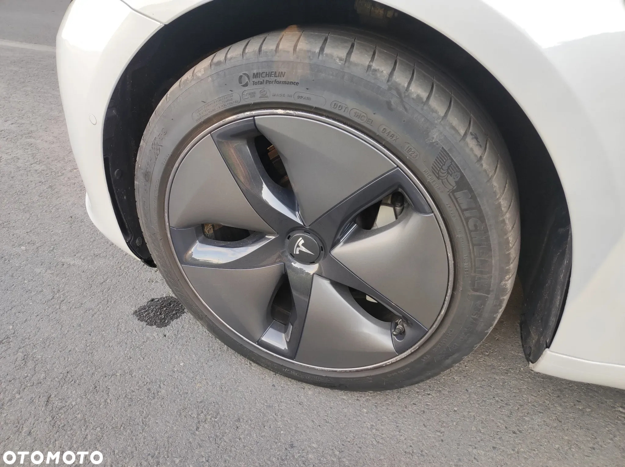 Tesla Model 3 Allradantrieb Dual Motor - 8