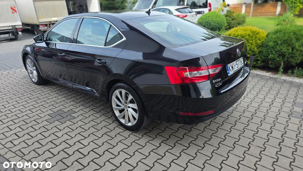 Skoda Superb 2.0 TDI Style DSG - 7
