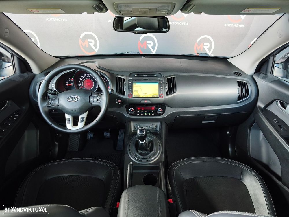 Kia Sportage 1.7 CRDi ISG LX - 10