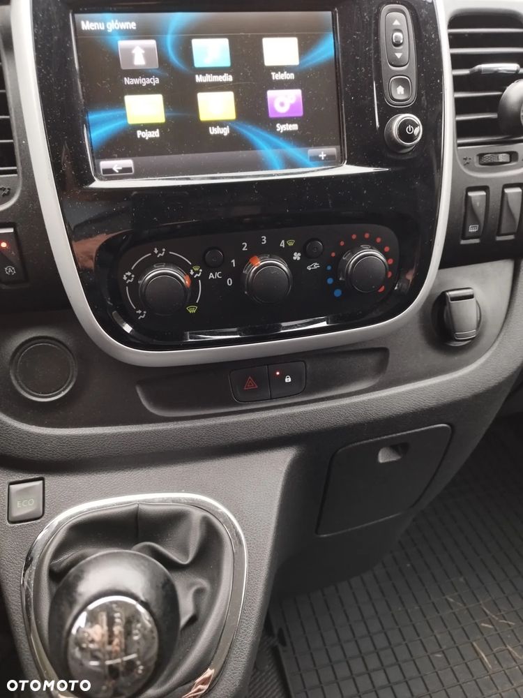 Renault Trafic - 23