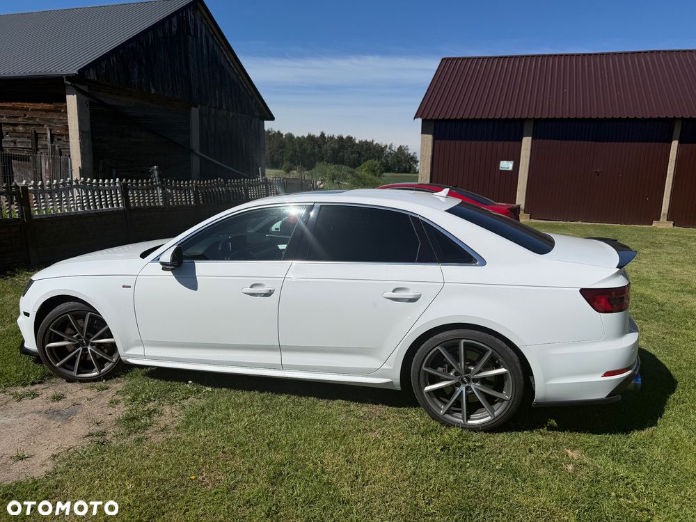 Audi A4 Limousine - 8