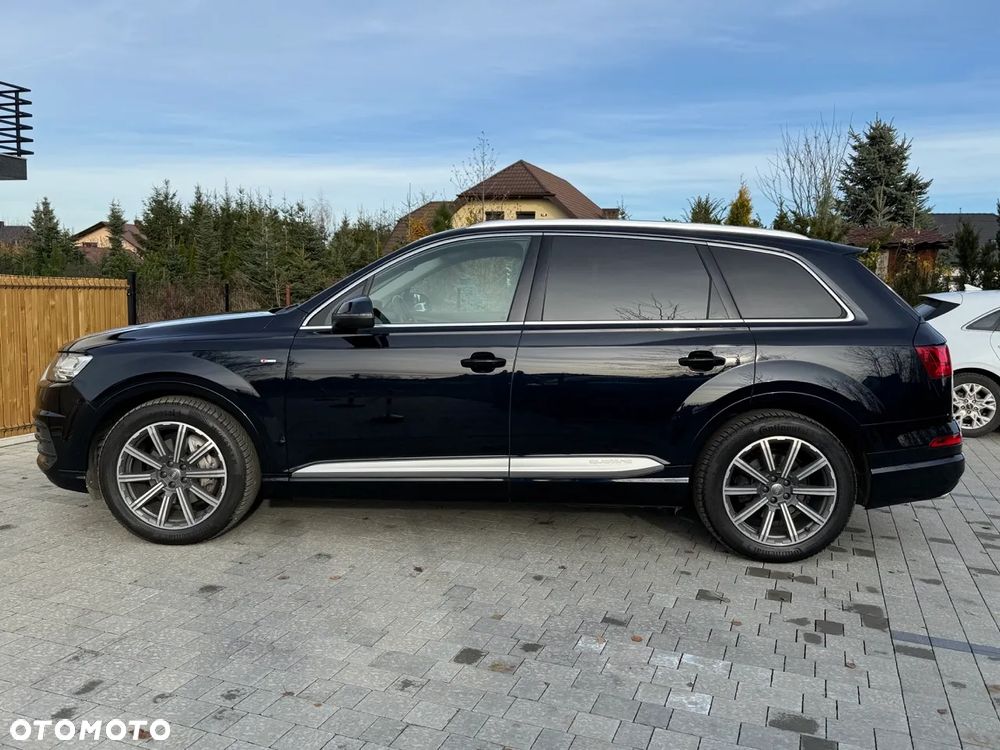 Audi Q7 - 7