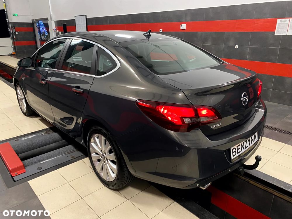 Opel Astra 1.4 Turbo Innovation - 7