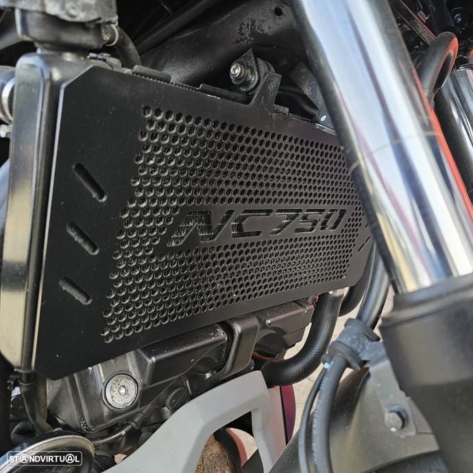 Honda NC750X ABS - 8