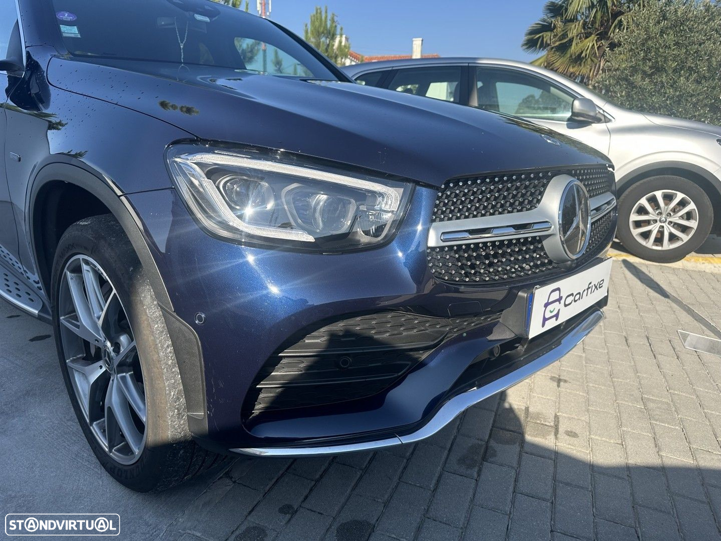 Mercedes-Benz GLC 300 e 4Matic 9G-TRONIC AMG Line - 2