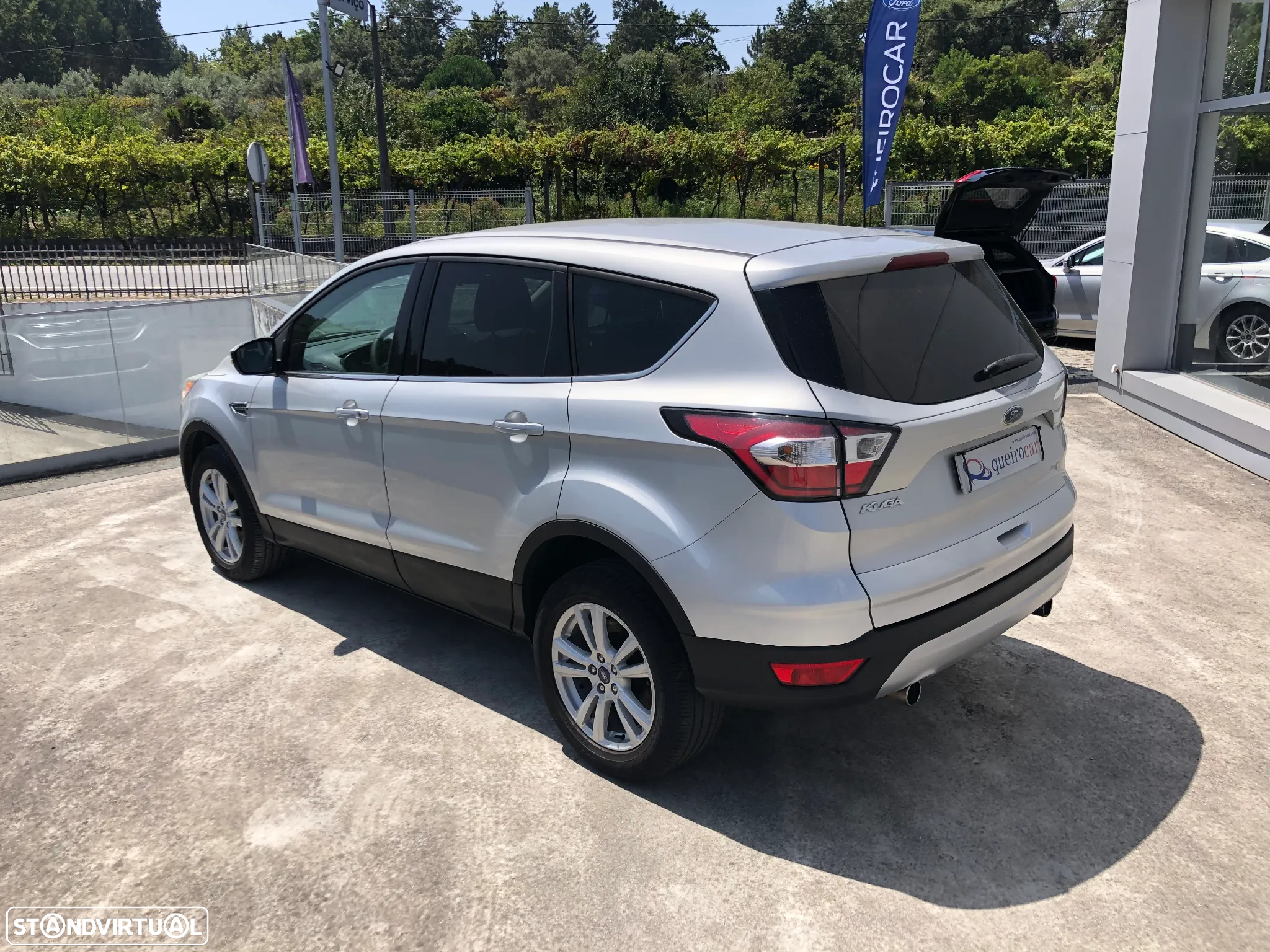 Ford Kuga 1.5 TDCi Business - 9