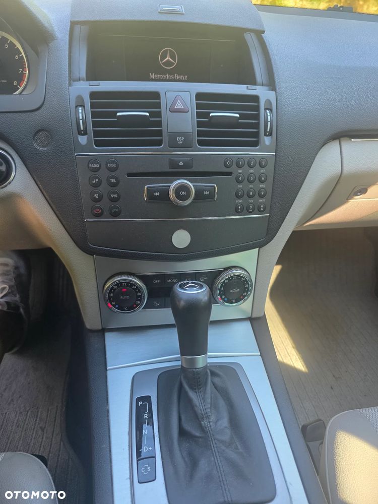 Mercedes-Benz Klasa C 200 7G-TRONIC Avantgarde Edition - 13