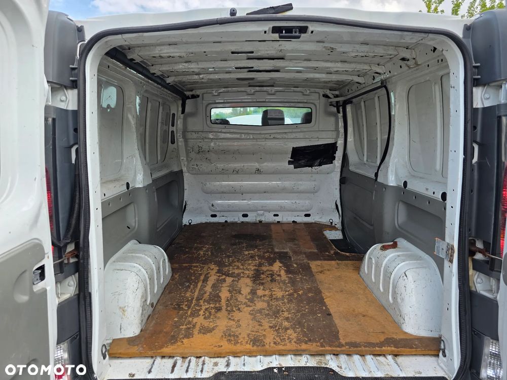 Renault Trafic - 19