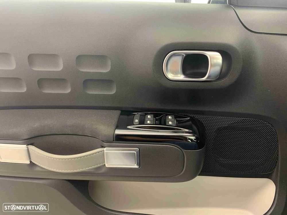 Citroën C3 1.2 PureTech C-Series - 11