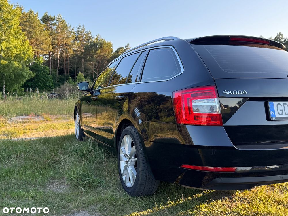 Skoda Octavia 2.0 TDI 4x4 Style DSG - 4