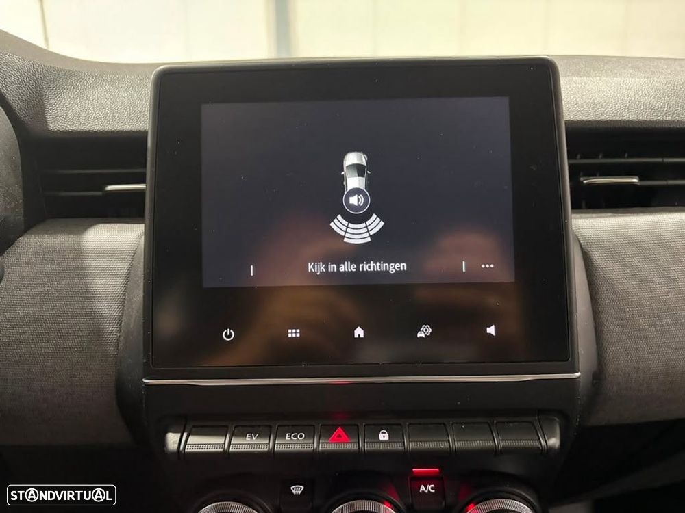 Renault Clio 1.6 E-Tech Full Hybrid Techno - 17