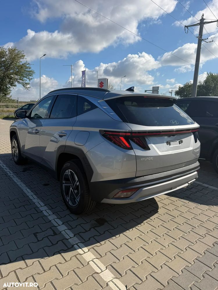 Hyundai Tucson - 4