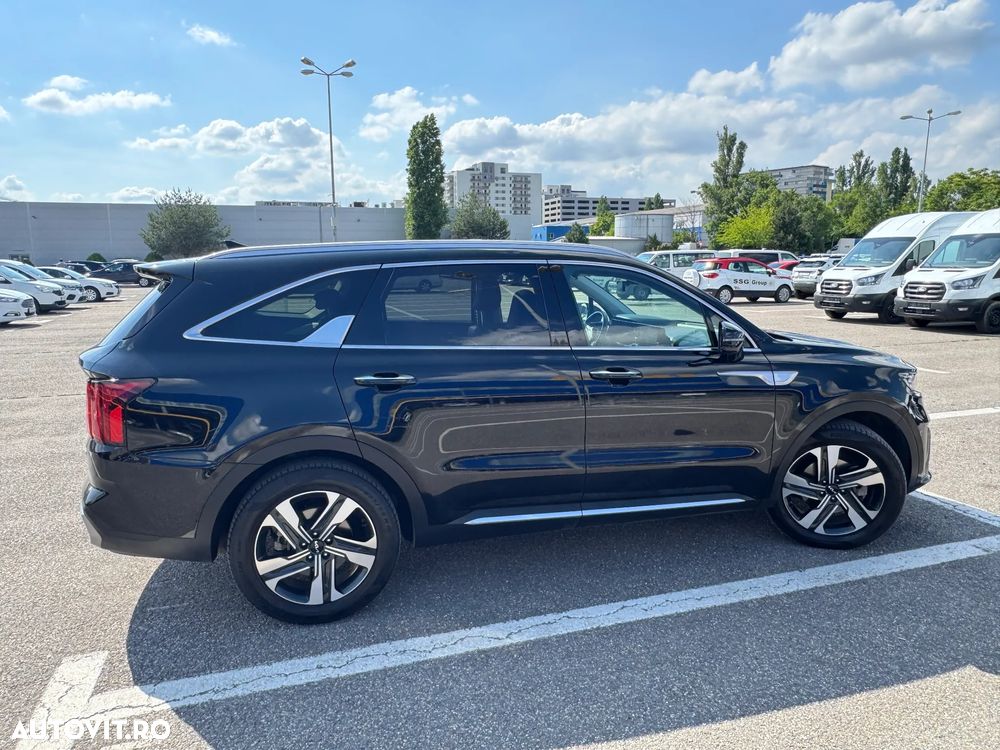Kia Sorento 1.6 T-GDI HEV 6AT 4x2 5P Design - 11