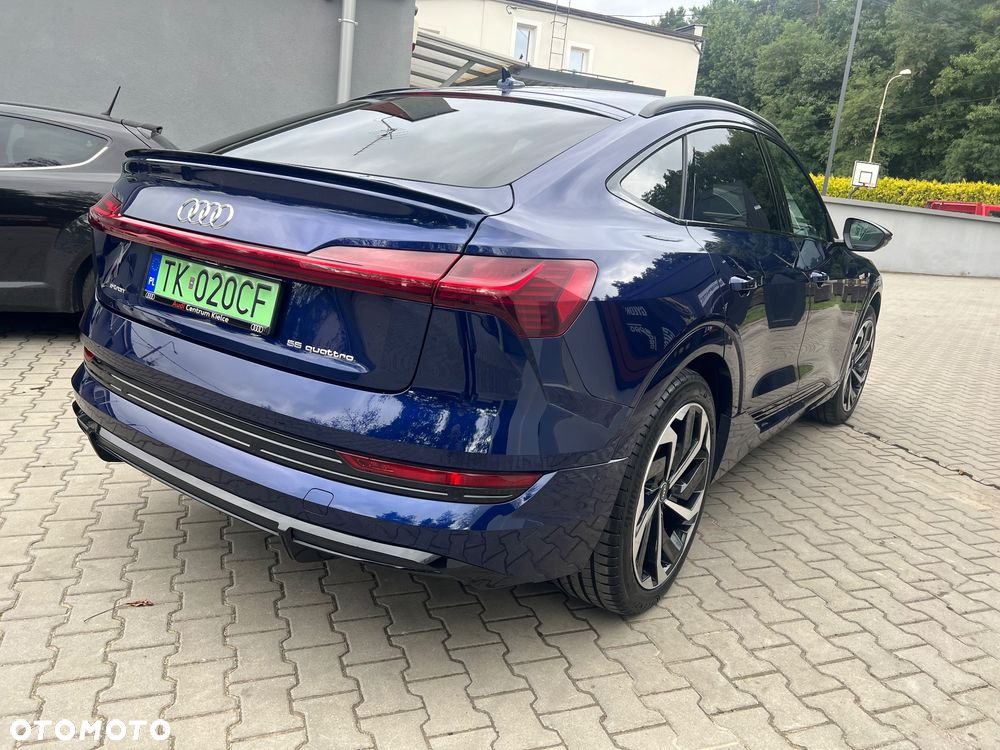 Audi Q8 Sportback e-tron 55 quattro S line - 13