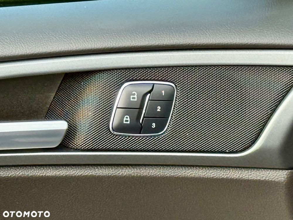 Ford Mondeo - 15