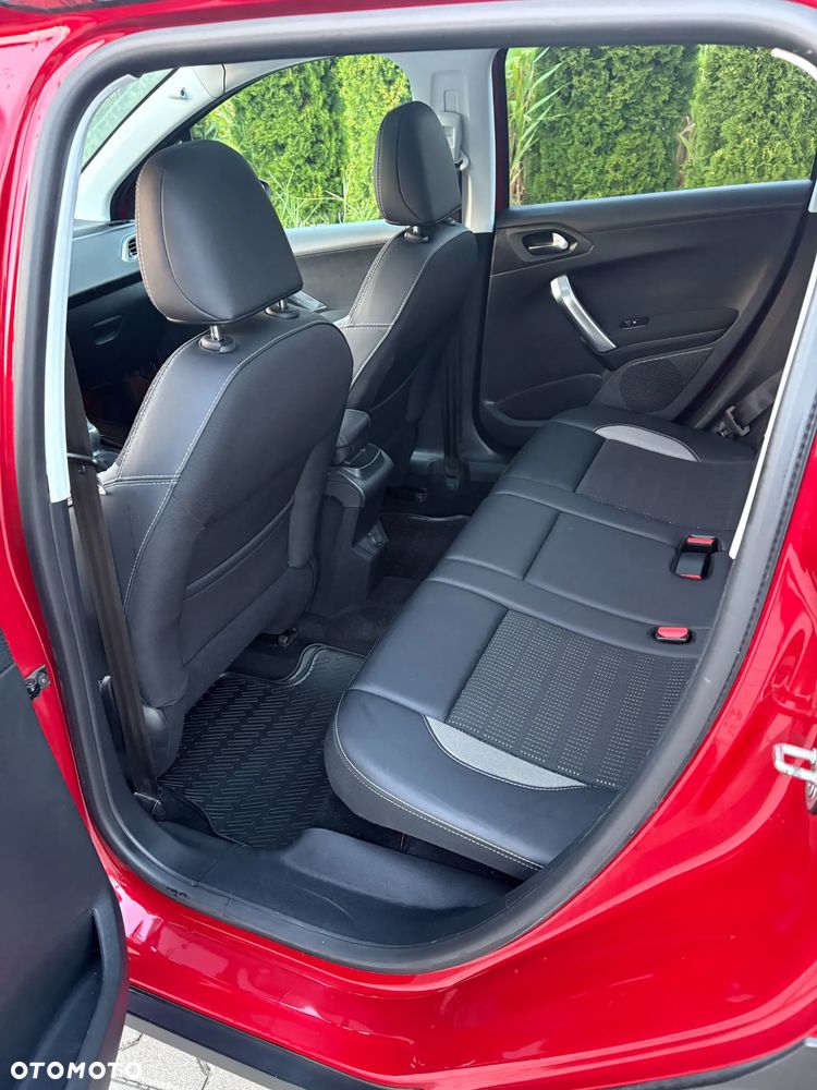 Peugeot 2008 1.2 Pure Tech Allure S&S EAT6 - 9