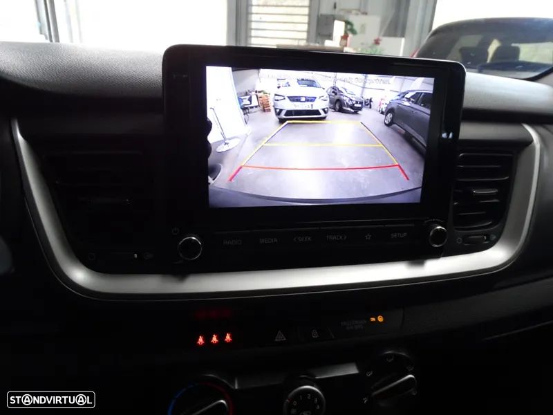 Kia Stonic 1.2 Urban - 17