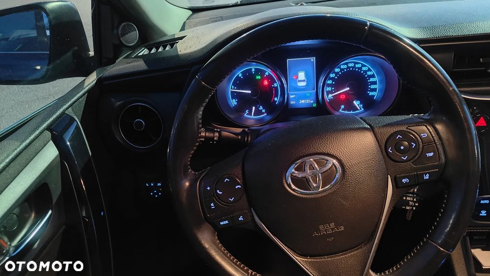 Toyota Auris 1.4 D-4D Premium Comfort - 10