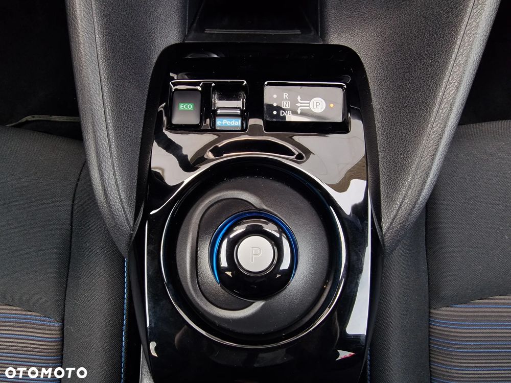 Nissan Leaf 40kWh N-Connecta - 10