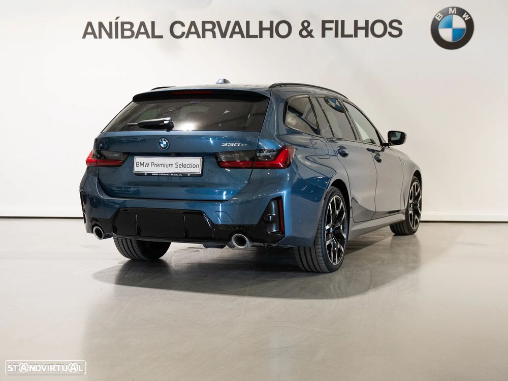 BMW 330 e Pack Desportivo M Auto - 3