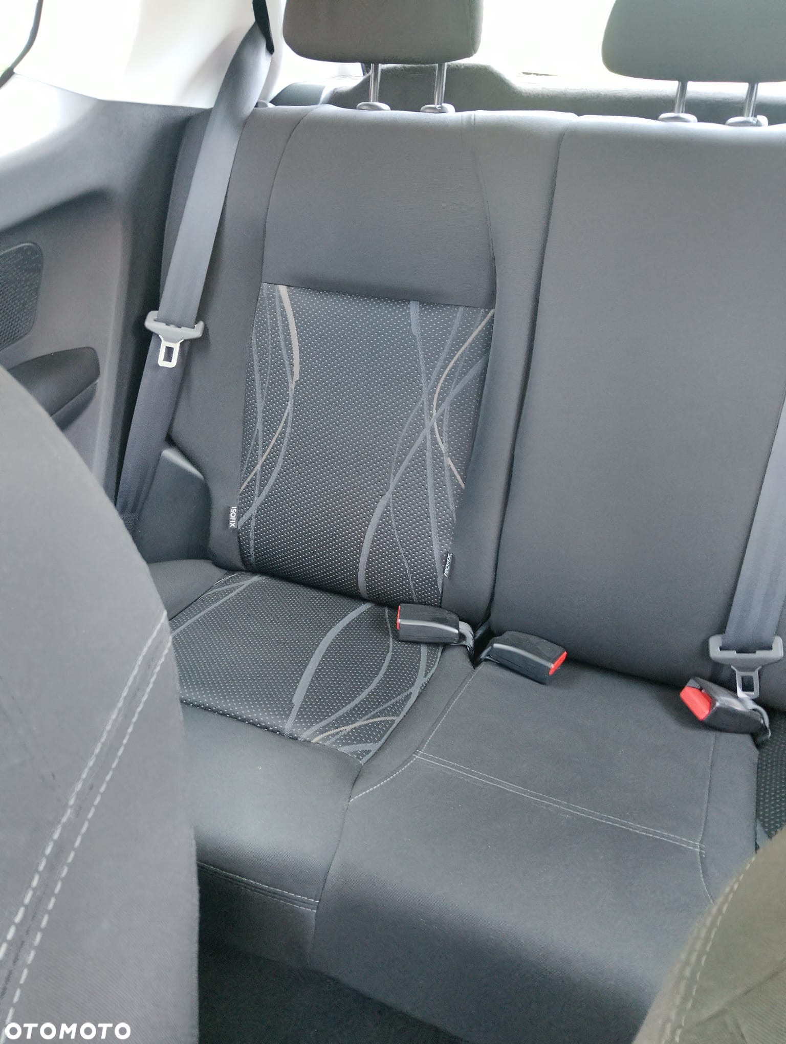 Peugeot 208 - 14