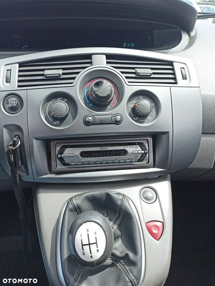 Renault Scenic - 9