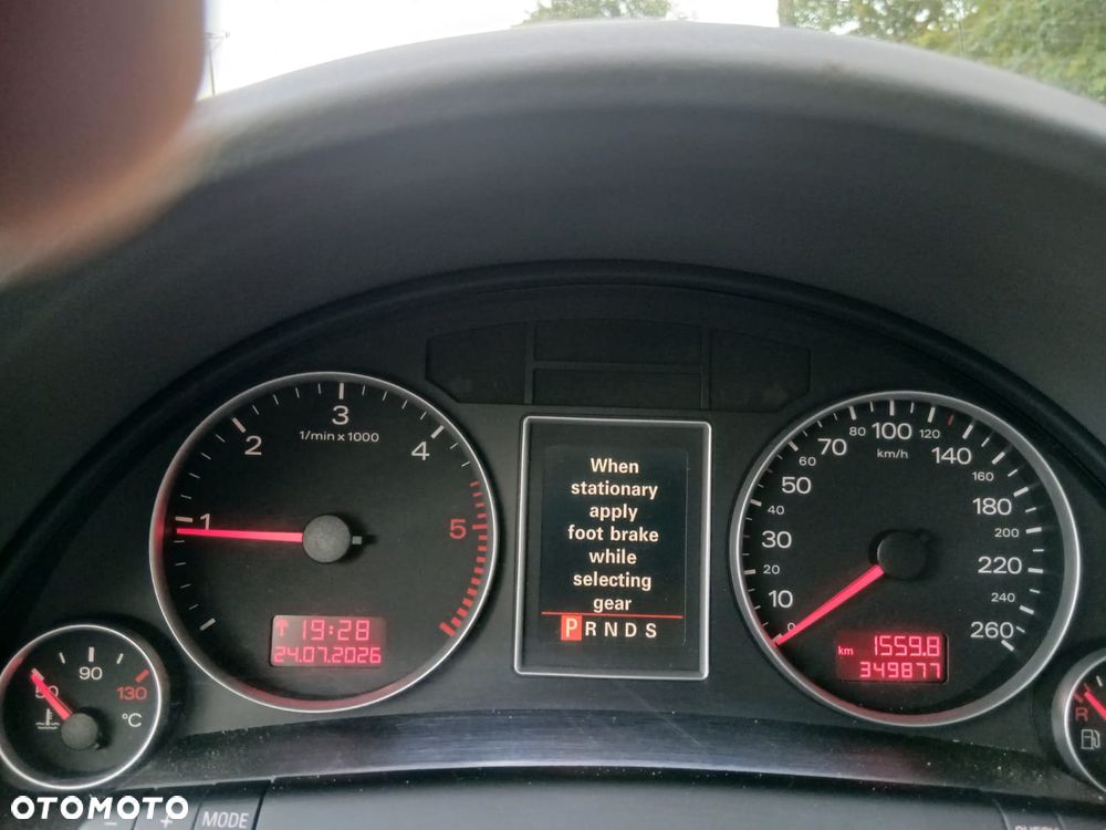 Audi A4 Limousine - 9