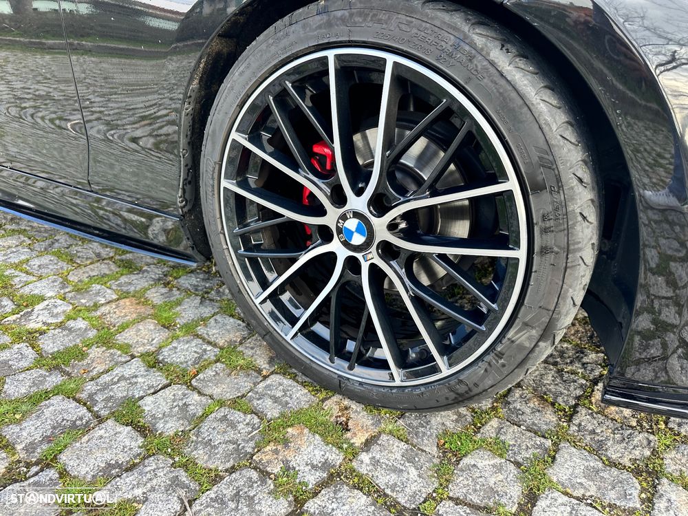 BMW 116 d Pack M - 17