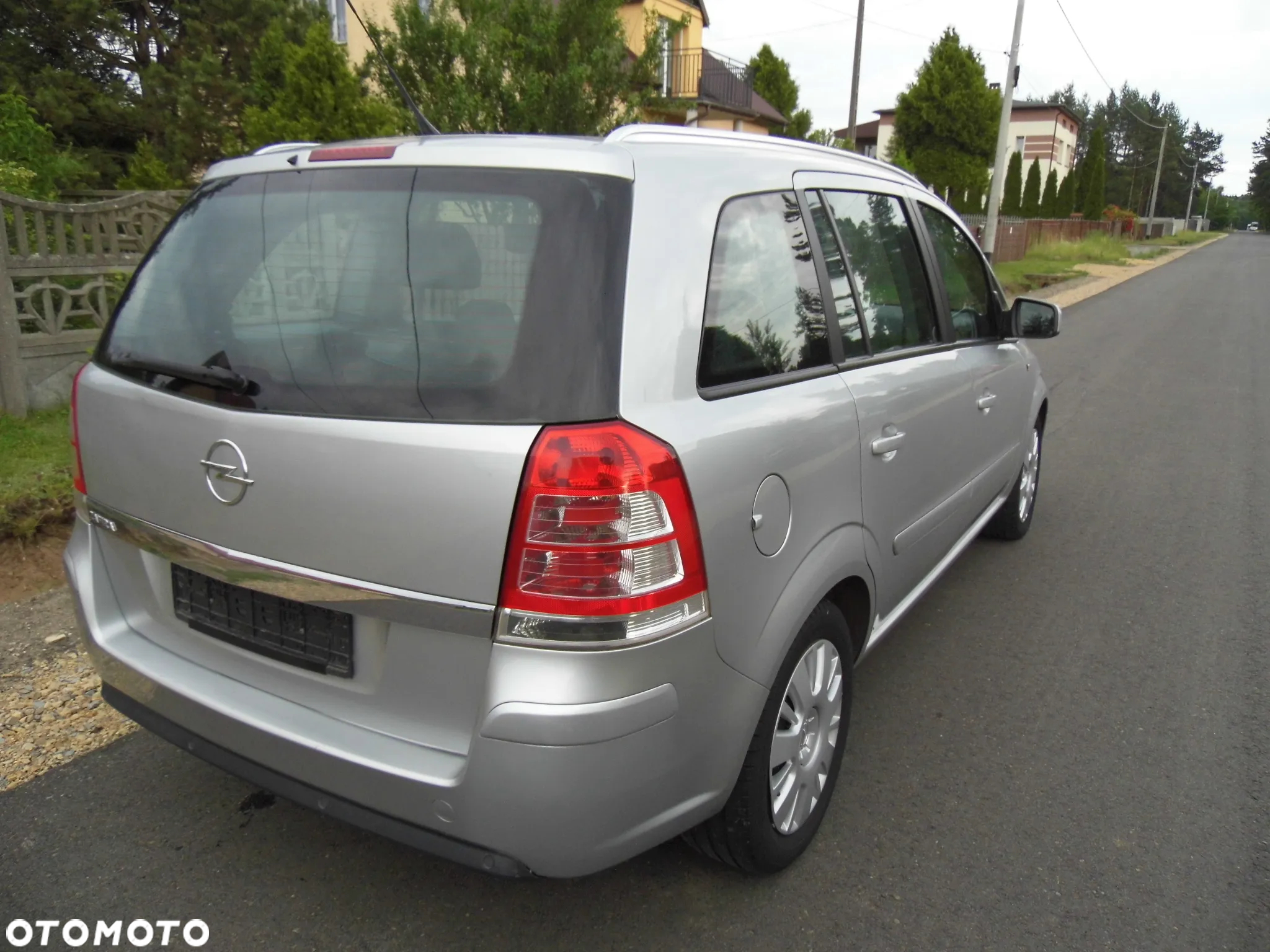 Opel Zafira 1.8 Design Edition - 6