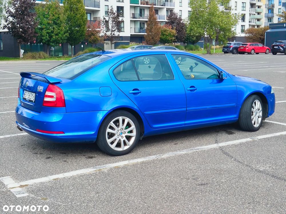 Skoda Octavia 2.0 TFSI RS - 11