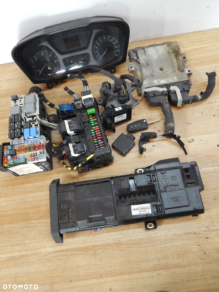 Zestaw startowy sterownik Ecu moduł stacyjka 2.0 Tdci EcoBlue Ford TRANSIT MK8 VII custom 12-18 komplet  Łuków części - 1
