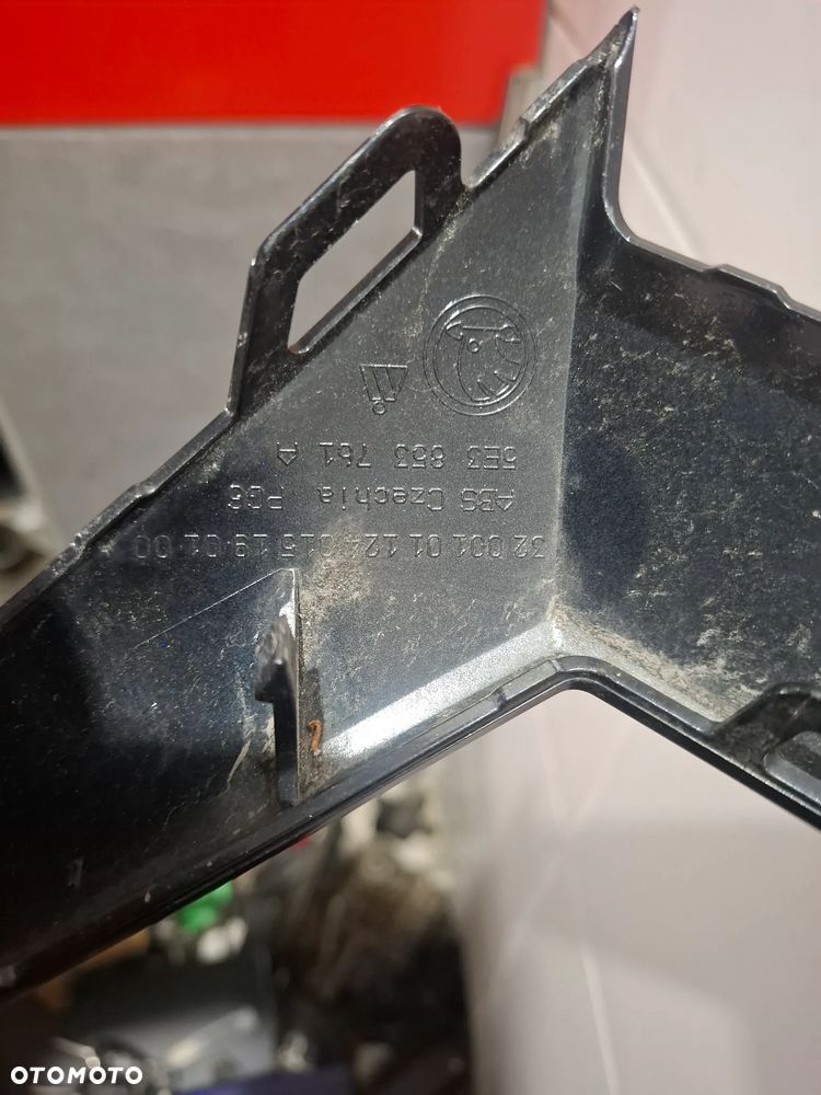 Ramka grilla atrapy Skoda Octavia IV 2021 rok nr 5E3853761A - 3