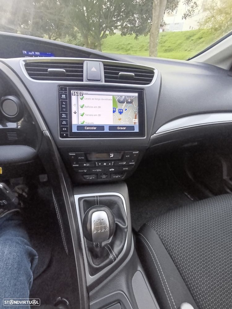 Honda Civic Tourer 1.6 i-DTEC Sport Navi - 29