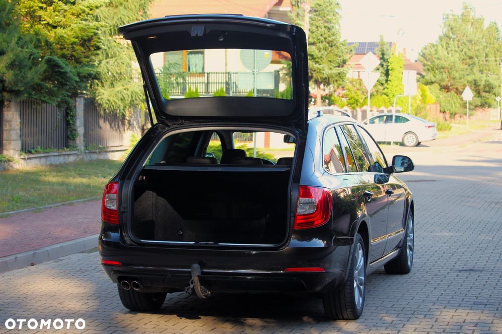 Skoda Superb 2.0 TDI DSG L&K - 10