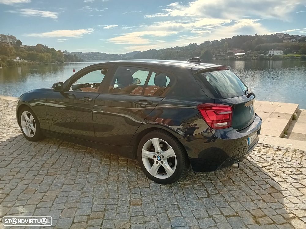 BMW 116 d Line Urban - 9