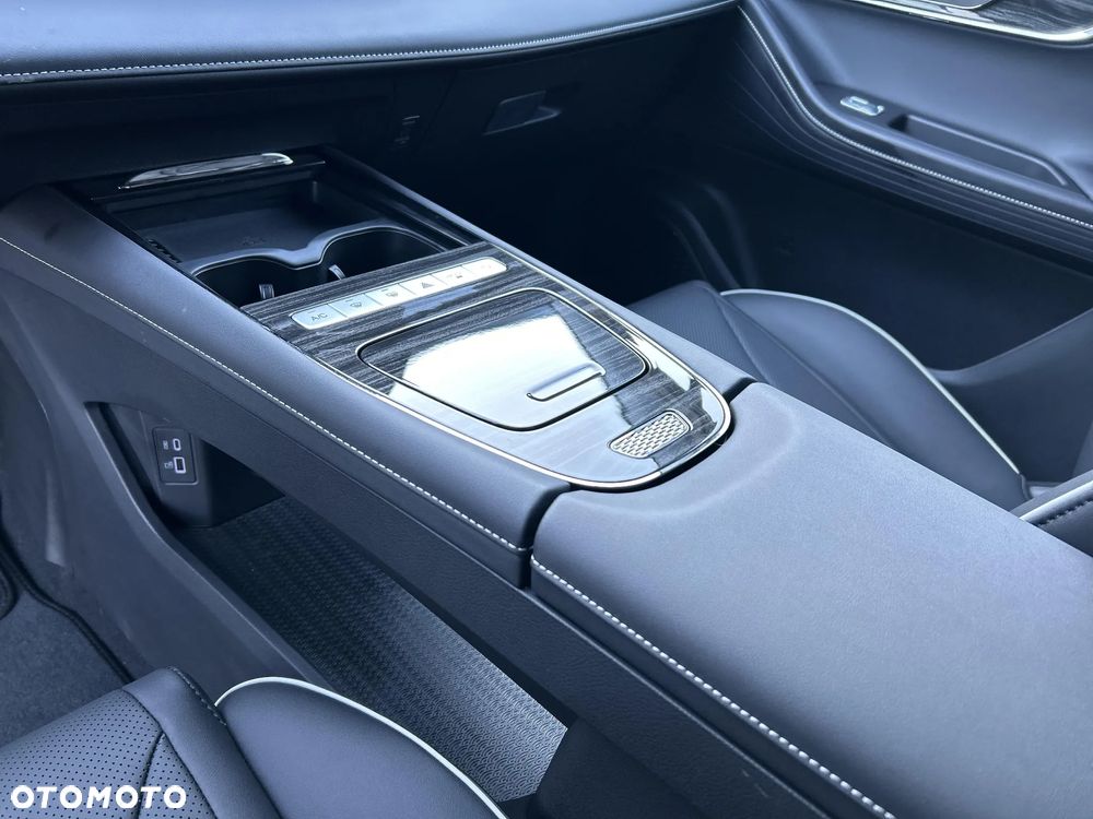 Omoda 5 1.5 T-GDI Hybrid Premium DHT - 15