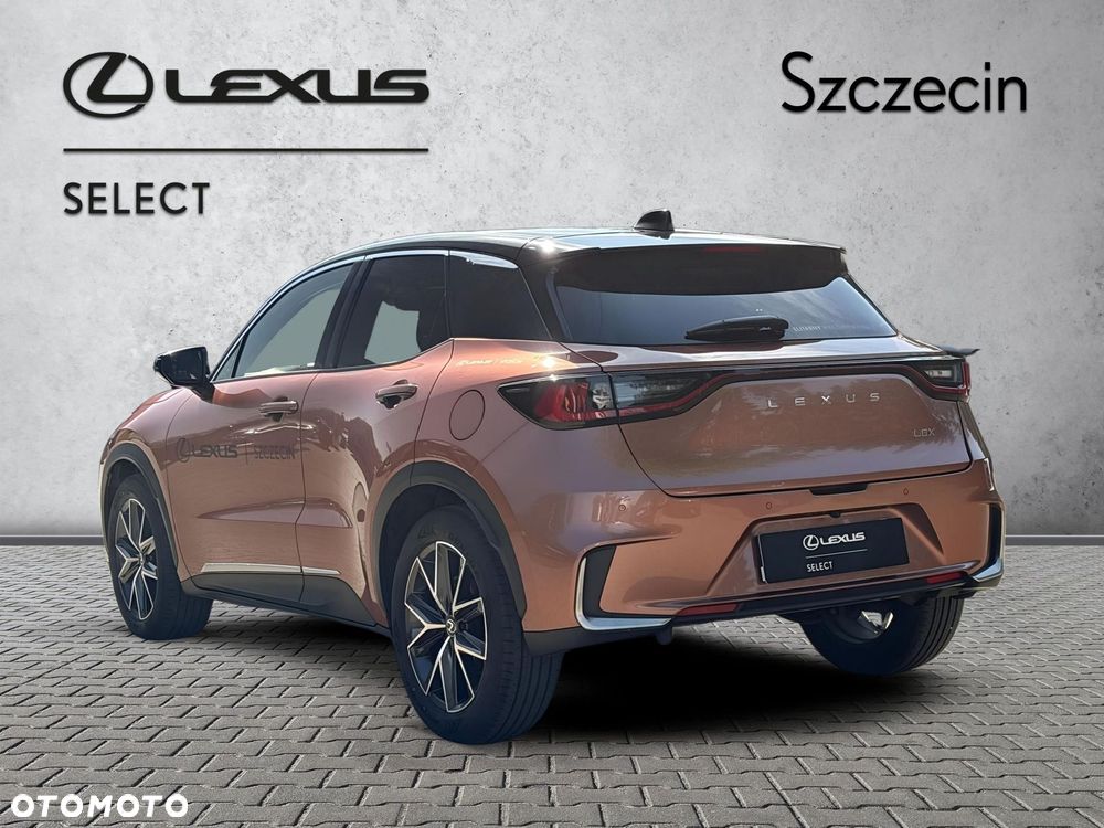 Lexus LBX 1.5 Hybrid Cool - 3