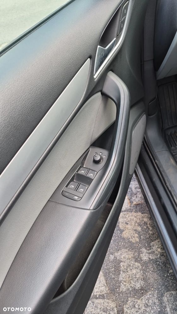 Audi Q3 40 TFSI Quattro S tronic advanced - 8