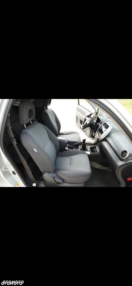 Toyota RAV4 D-4D 4x4 Sol - 9