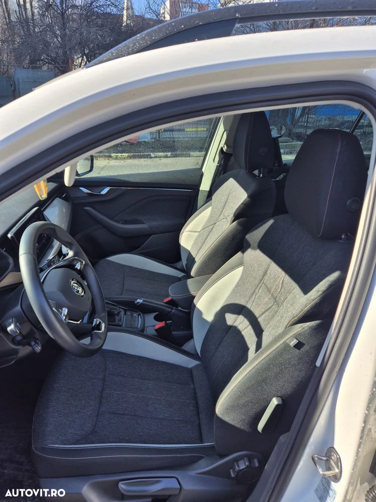 Skoda Kamiq 1.5 TSI DSG Style - 8