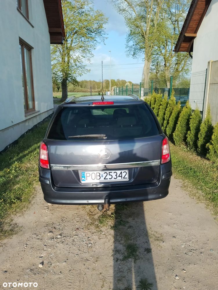 Opel Astra 1.7 CDTI 111 - 10