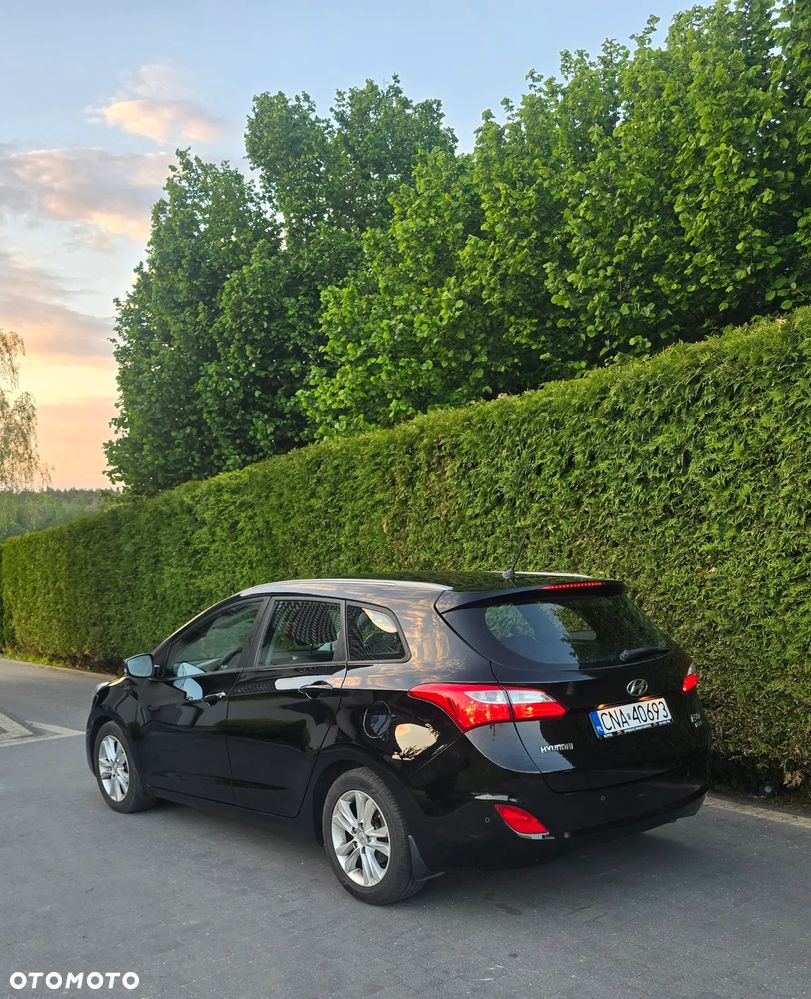 Hyundai i30 1.6 CRDi BlueDrive Premium - 2