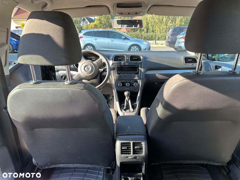 Volkswagen Golf - 9
