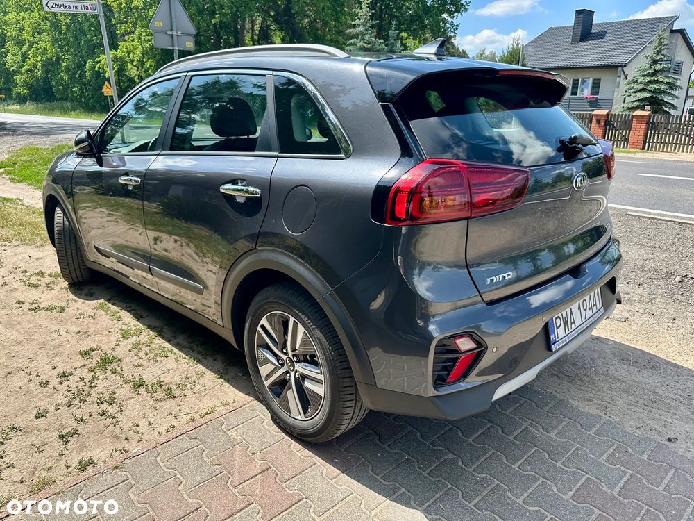 Kia Niro 1.6 GDI Hybrid L - 2