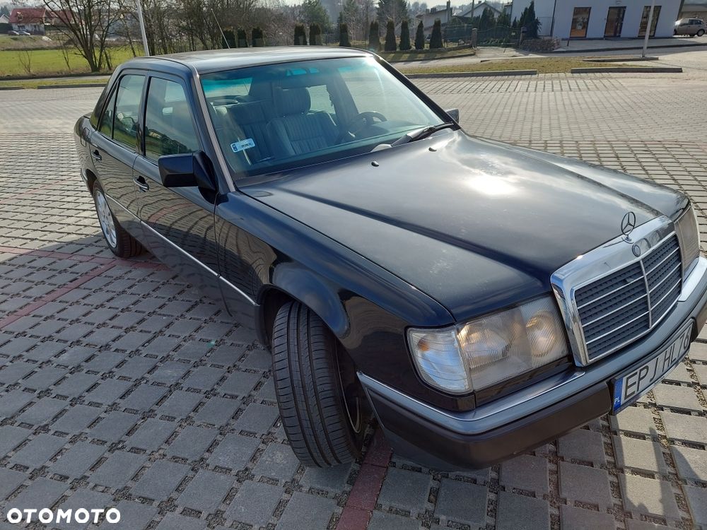 Mercedes-Benz W124 (1984-1993) - 1