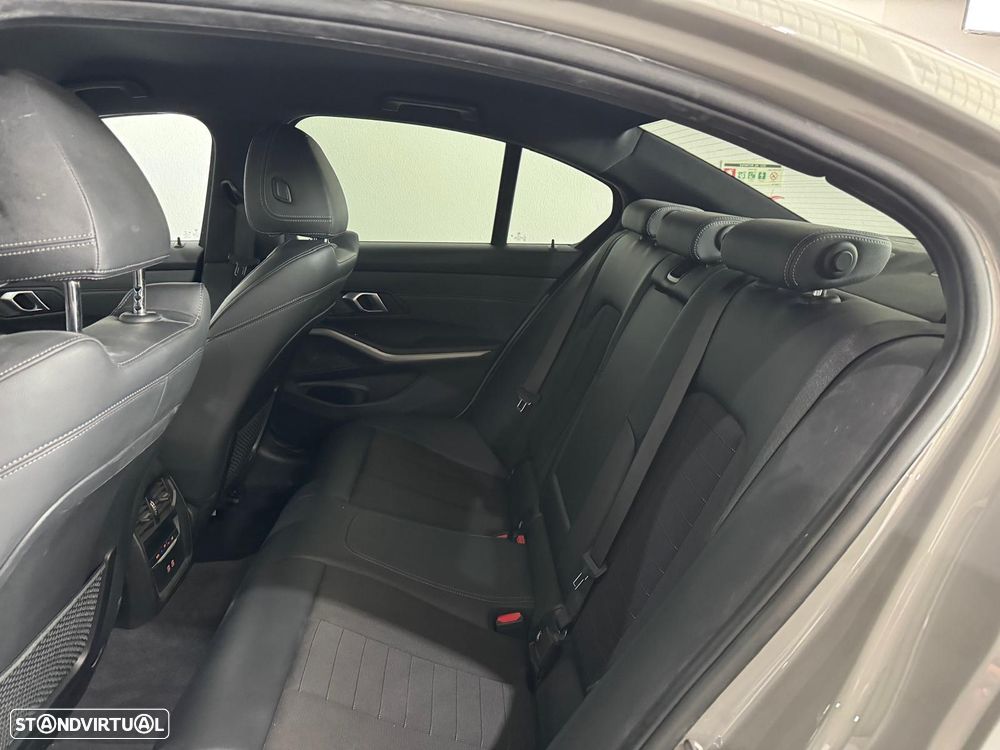 BMW 330 e Pack M Auto - 21